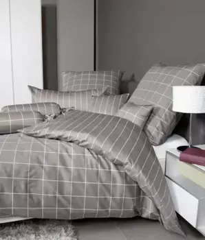 Наволочка Janine "Modernclassic 39025, Мако-сатин из 100% хлопка", (1 шт.), на молнии, в размер. 40х80 или 80х80 см, в клетку и полоску 40х80 см, цвет vulkan