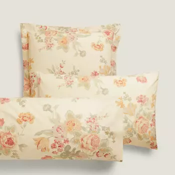Наволочка Zara Home Bouquet Print, цветочный принт