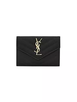 Небольшой кошелек-конверт Cassandre Matelass из кожи с тиснением Grain de Poudre Saint Laurent