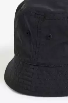 Нейлоновая шляпа-ведро H&M, черный