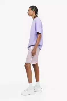 Нейлоновые шорты regular fit H&M, фиолетовый