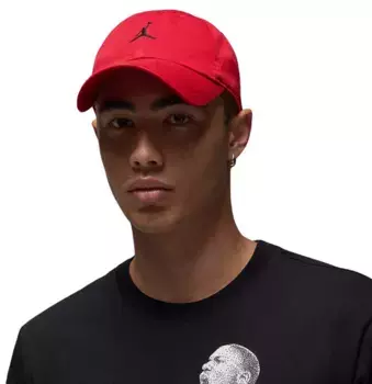 Неструктурированная кепка с изогнутым клювом Nike для взрослых Jordan Club, цвет Gym Red/Black
