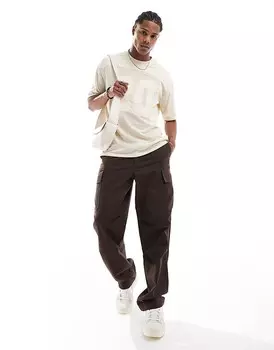 New Era — бежевая футболка с номером спереди