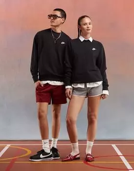 Nike Club — черная толстовка унисекс с круглым вырезом