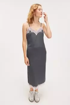 Нижнее платье из атласного кружева Monki, серый