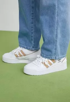 Низкие кеды FORUM BOLD STRIPES adidas Originals, белый