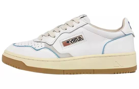 Низкие кеды на шнуровке Autry