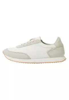 Низкие кеды OYSHO, цвет beige