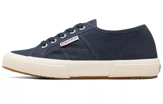 Низкие кеды со шнуровкой Superga