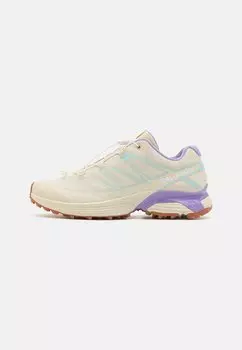 Низкие кеды XT PATHWAY 2 UNISEX Salomon Sportstyle, бежевый