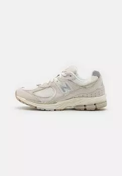 Низкие кроссовки 2002 УНИСЕКС New Balance, лен туман/морская соль
