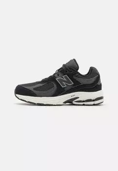 Низкие кроссовки 2002 Унисекс New Balance, черный