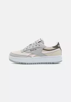 Низкие кроссовки Club C Double Revenge Unisex Reebok, цвет footwear white/lucid lilac