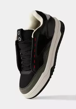 Низкие кроссовки DECONSTRUCTED Bershka, черный