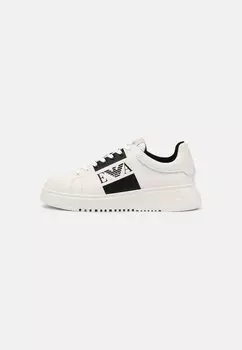Низкие кроссовки Emporio Armani, белые