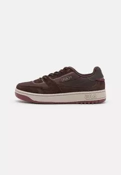 Низкие кроссовки Fila, темно коричневый