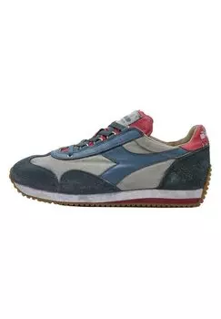 Низкие кроссовки HERITAGE EQUIPE H DIRTY Diadora, темно-синий/серый/красный