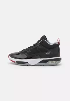 Низкие кроссовки JORDAN STAY LOYAL 3 Jordan, черный/красный/белый/серый волк