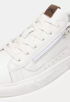 Низкие кроссовки NeroGiardini, белый