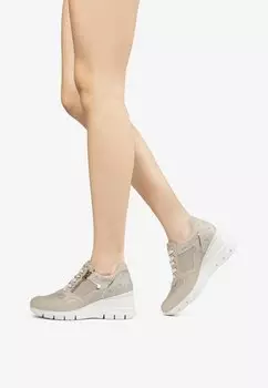 Низкие кроссовки NeroGiardini, слоновая кость