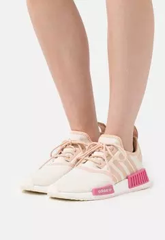 Низкие кроссовки NMD_R1 adidas Originals, белый/ореоловый румянец/