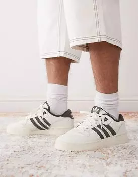 Низкие кроссовки Rivalry 86 белого и оливкового цвета adidas Originals