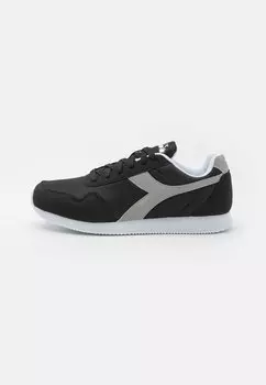 Низкие кроссовки SIMPLE RUN UNISEX Diadora, черный/палома серый