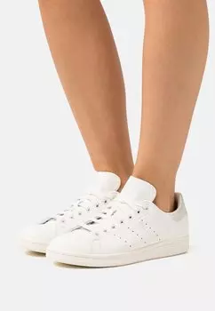 Низкие кроссовки STAN SMITH adidas Originals, основной белый/льняной зеленый/серебристый металлик