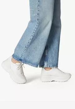 Низкие кроссовки Tamaris, белый