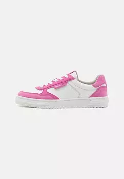 Низкие кроссовки Tamaris, розовые