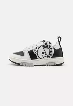 Низкие кроссовки Unisex MOSCHINO, цвет black/white