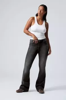 Низкие расклешенные джинсы пламя Weekday, черный