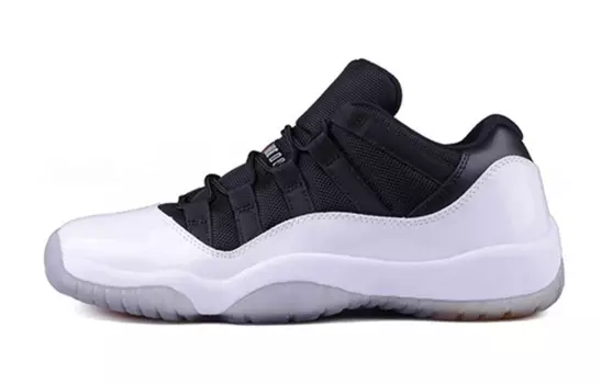 Низкий смокинг Jordan 11 Retro (GS)