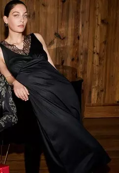 Ночная рубашка FAVOURITES Calida, черный