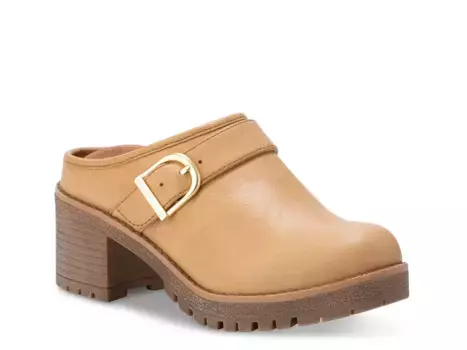 Nola Сабо Eastland, Tan