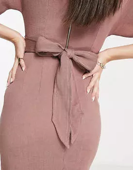 Норковое платье миди в рубчик-карандаш Closet London