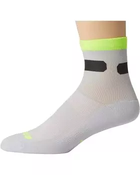 Носки Brooks Carbonite Socks, цвет Icy Grey/Carbon