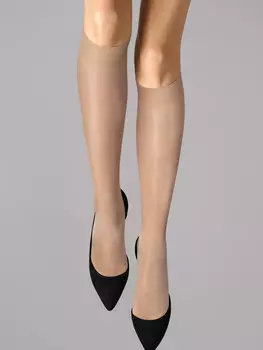Носки Wolford Knee Highs Satin Touch 20 DEN, цвет Cosmetic
