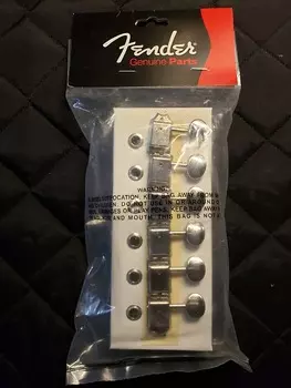 НОВЫЕ оригинальные винтажные колки Fender для Strat или Tele p/n 0992040000 2020'ish - Nickel NEW Original Vintage Machine Heads for Strat or Tele p/n 0992040000 **FREE SHIPPING**