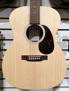 Новый Martin 000-X2E, верх из цельной ели, натуральный цвет, с сумкой для переноски и бесплатной доставкой! 000-X2E-01