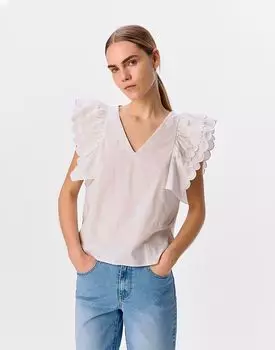 Объект Top в белом песке Object