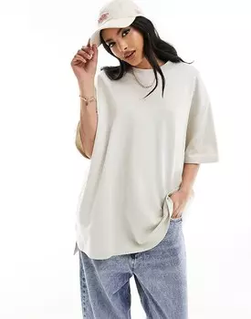 Объемная футболка с петлей на спине ASOS DESIGN