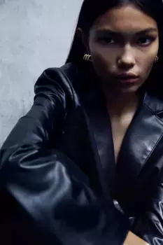 Объемная куртка из ворсованной ткани H&M, черный