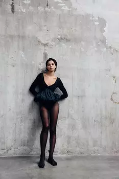 Объемный цветочный топ ZARA, синий/черный