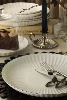 Обеденный сервиз Hermia Concept