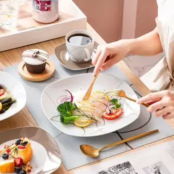 Обеденный сервиз VEWEET, белый