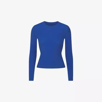 Облегающая футболка из эластичной ткани подходит всем Skims, цвет sapphire