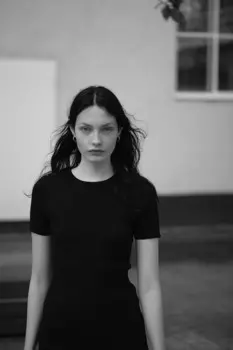 Облегающее платье из трикотажа в рубчик H&M, черный