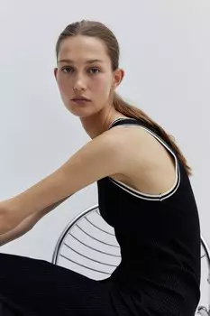 Облегающее платье в рубчик H&M, черный