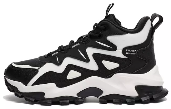 Обувь для образа жизни Мужская с высоким берцем, черного/белого цвета Xtep